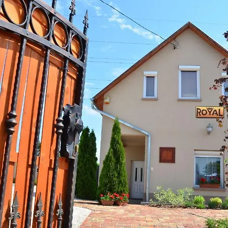 Apartament Royal *